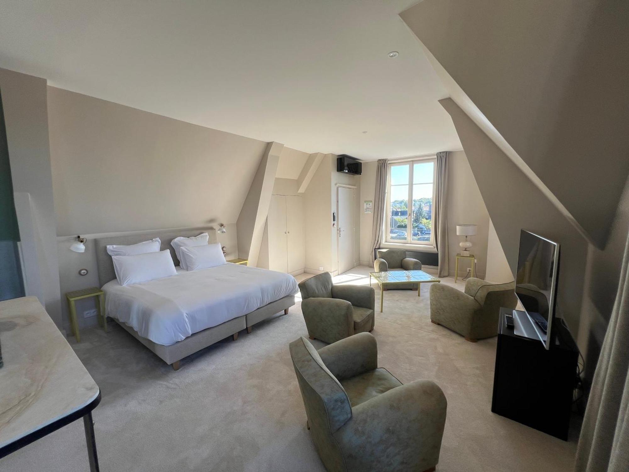 Logis Hotel La Maison A Pan De Bois Vierzon Εξωτερικό φωτογραφία