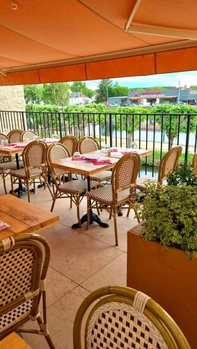Logis Hotel La Maison A Pan De Bois Vierzon Εξωτερικό φωτογραφία