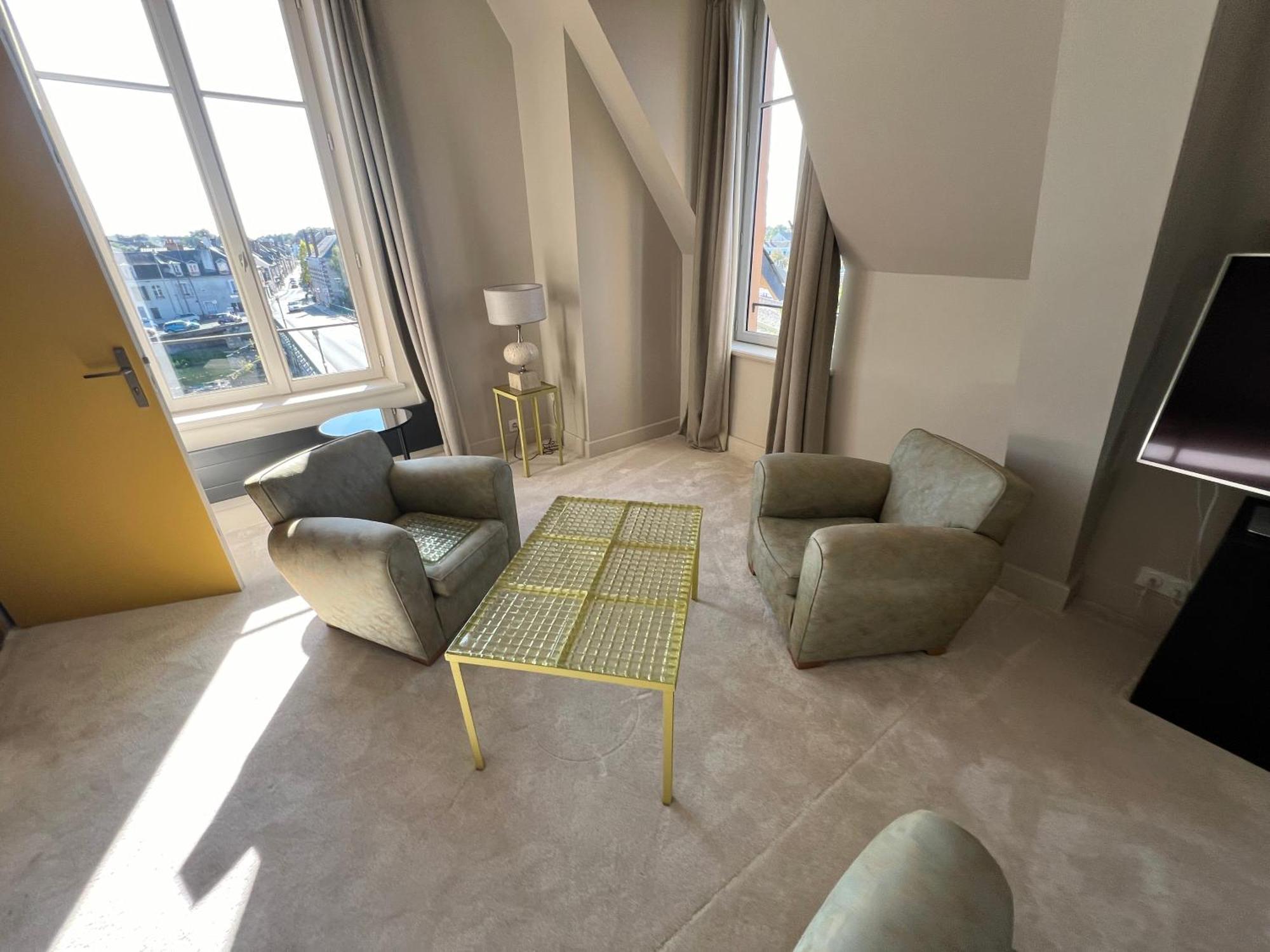 Logis Hotel La Maison A Pan De Bois Vierzon Εξωτερικό φωτογραφία